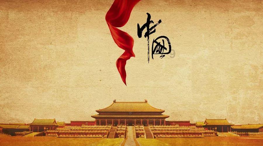重庆：乘务人员集中礼仪培训备战春运
